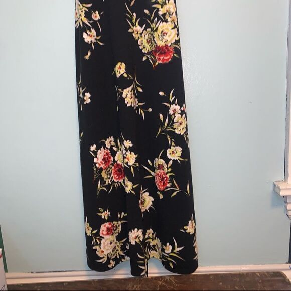 Fourteenth Place Floral Maxi Dress Small - Picture 2 of 5